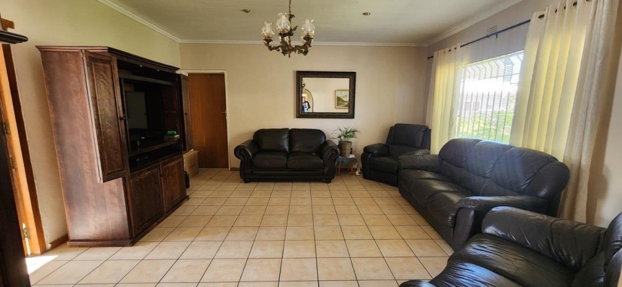 3 Bedroom Property for Sale in Blydeville North West